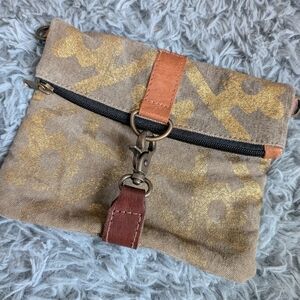 Mono B Fold over clutch